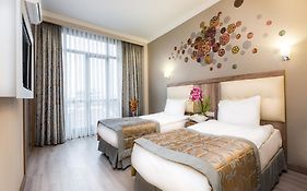 Fatih Hotel Corner